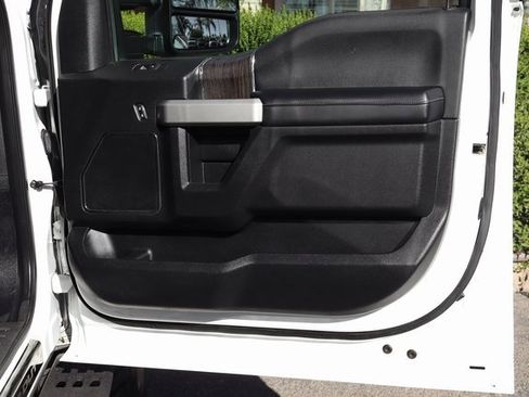 Used 2021 Ford F350 Lariat image 53