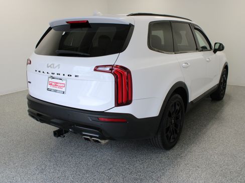 Used 2022 Kia Telluride SX w/ SX Prestige Package AWD/4WD image 7