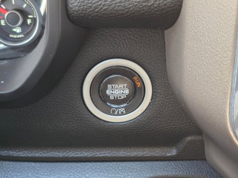 Used 2019 RAM 2500 Laramie AWD/4WD image 23