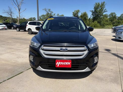 Used 2018 Ford Escape SE AWD/4WD image 2