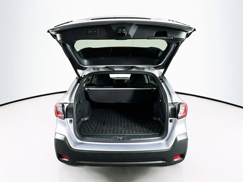 Used 2025 Subaru Outback Onyx Edition AWD/4WD image 28