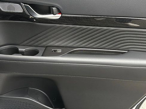 Certified 2025 Hyundai Palisade Calligraphy image 27