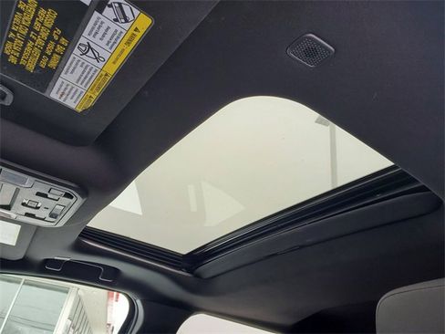 Used 2024 Toyota Tacoma TRD Off-Road w/ TRD Off Road Upgrade Package image 37