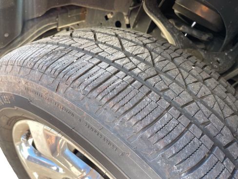 Used 2018 Ford F150 Lariat w/ Equipment Group 502A Luxury image 28