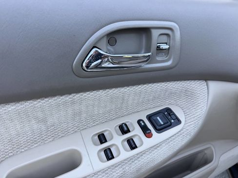 Used 1996 Honda Accord LX image 11