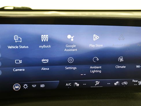 Used 2025 Buick Enclave Preferred image 26