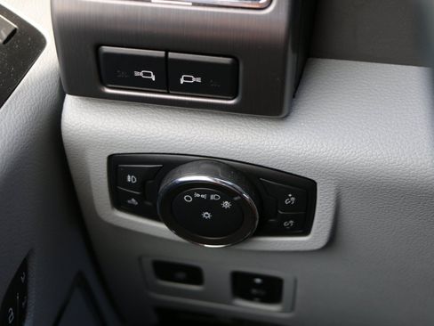 Used 2022 Ford F350 Limited AWD/4WD image 22