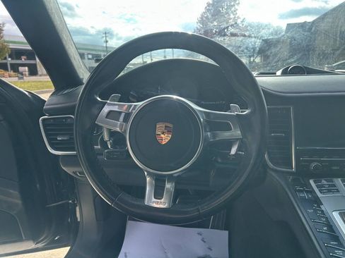 Used 2016 Porsche Panamera GTS image 16