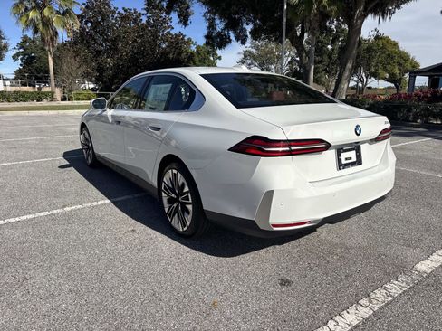 New 2026 BMW 530i w/ Premium Package image 6