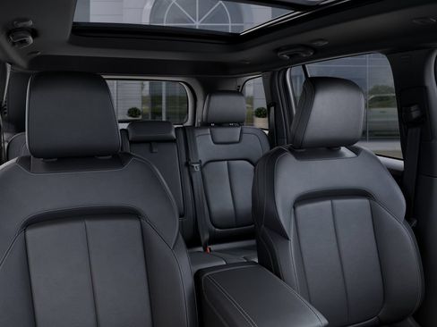 New 2025 Jeep Grand Cherokee Limited w/ Black Appearance Package AWD/4WD image 27