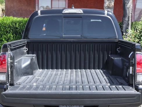 Used 2019 Toyota Tacoma TRD Pro AWD/4WD image 8