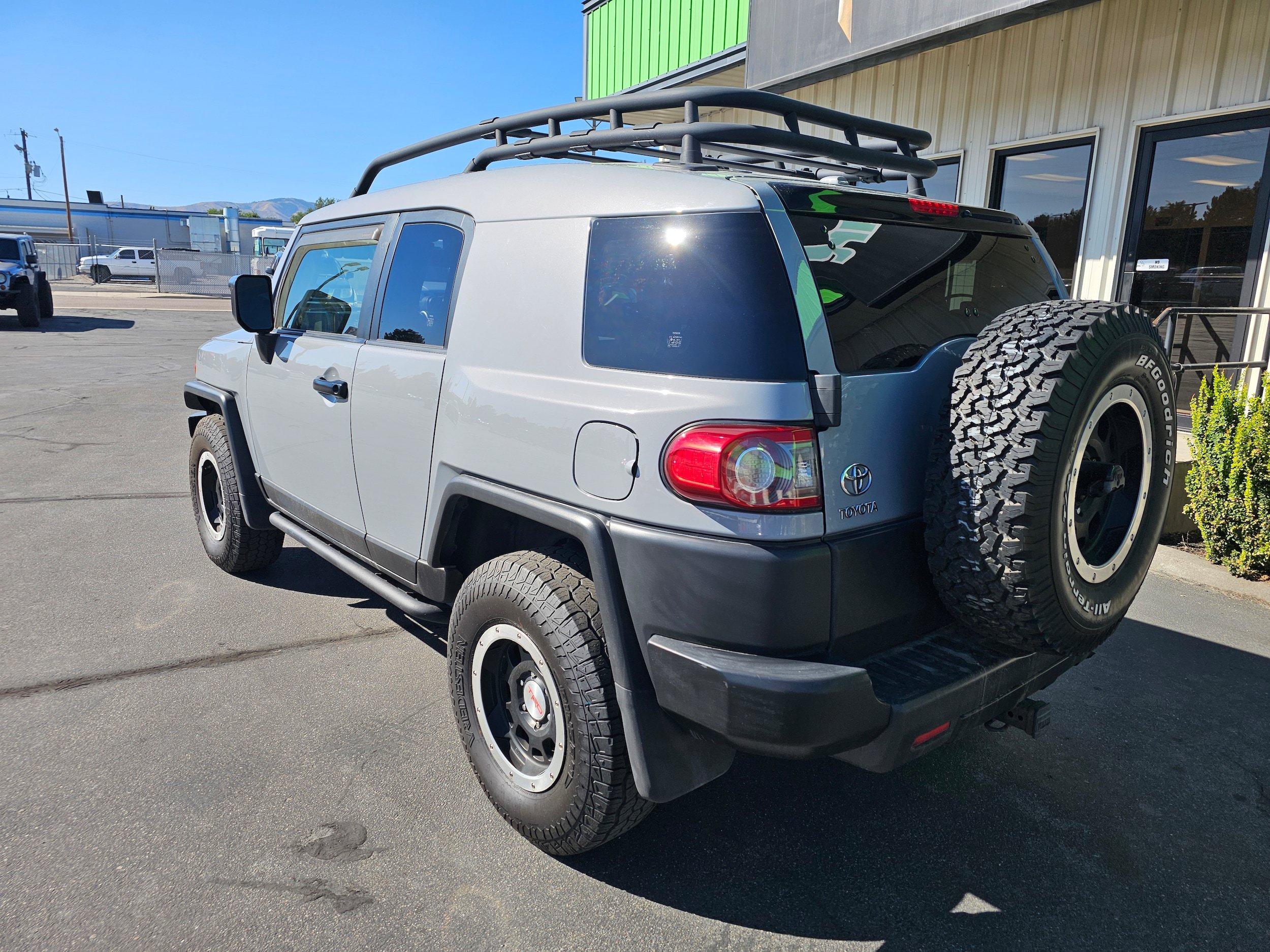 Used 2013 Toyota FJ Cruiser 4WD w/ Trail Teams Special Edition image 5