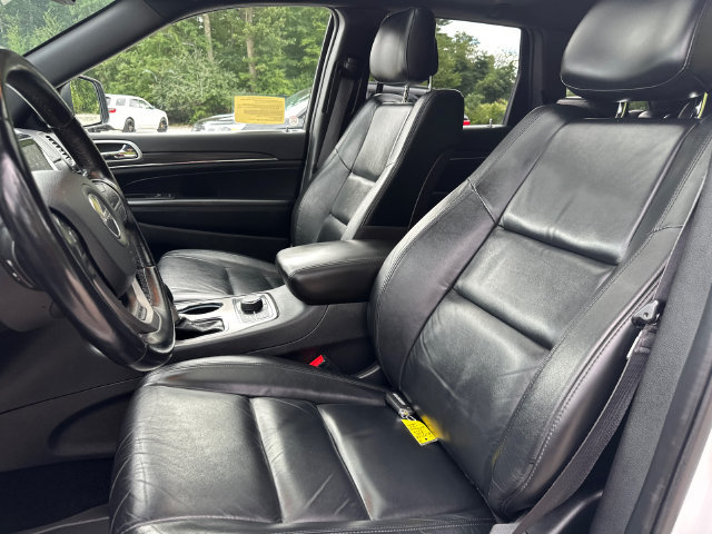 Used 2021 Jeep Grand Cherokee Limited AWD/4WD image 37