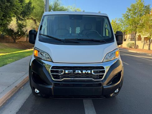 Used 2025 RAM ProMaster 2500 w/ U-Haul Equipment Group FWD image 8