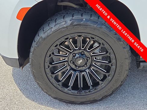 Used 2024 GMC Yukon Denali AWD/4WD image 7