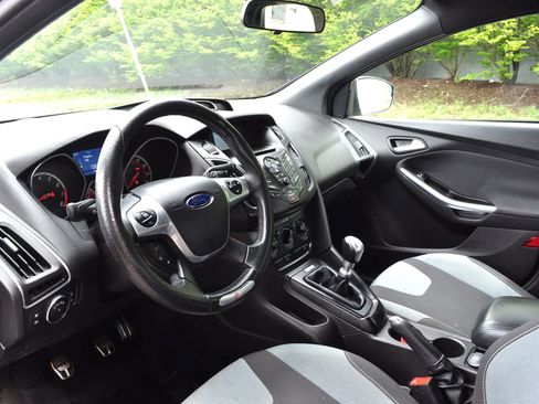 Used 2014 Ford Focus ST image 7