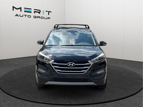 Used 2018 Hyundai Tucson Value FWD image 3