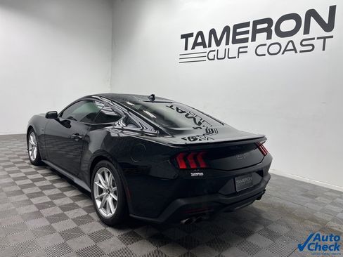 Used 2024 Ford Mustang GT Premium image 8