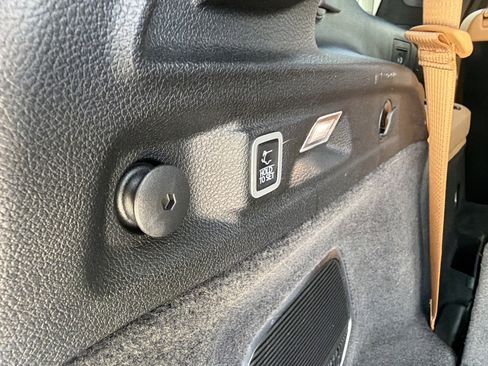 Used 2024 Jeep Grand Cherokee L Summit AWD/4WD image 21