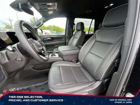 Used 2025 Chevrolet Tahoe Premier RWD image 10