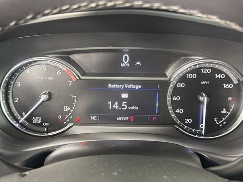 Used 2023 Cadillac XT4 Premium Luxury image 27