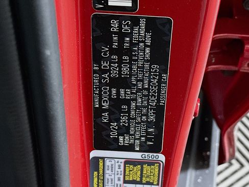 Used 2025 Kia K4 LXS image 12