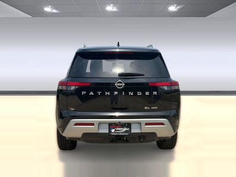 Used 2023 Nissan Pathfinder SL w/ SL Premium Package AWD/4WD image 10