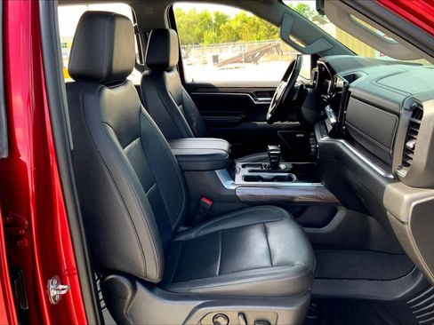 Used 2023 Chevrolet Silverado 1500 LTZ image 9