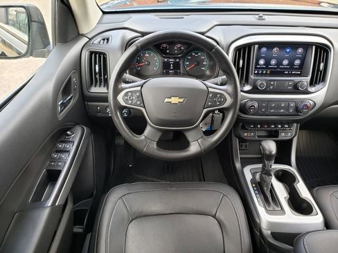 Used 2022 Chevrolet Colorado LT w/ Luxury Package image 28