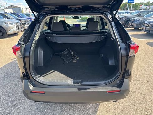 Used 2024 Toyota RAV4 XLE FWD image 7