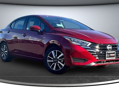 Used 2025 Nissan Versa SV w/ Trunk Package