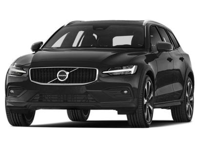 Certified 2025 Volvo V60 B5 Cross Country Plus