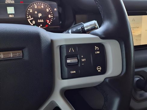 Used 2020 Land Rover Defender 110 S image 17