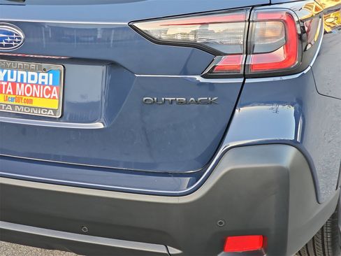 Used 2023 Subaru Outback Onyx Edition image 36
