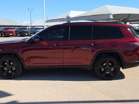 Used 2022 Jeep Grand Cherokee L Laredo image 6