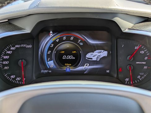 Used 2018 Chevrolet Corvette Z06 image 30