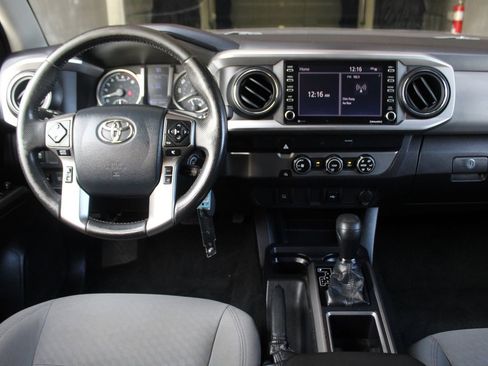 Used 2020 Toyota Tacoma SR5 RWD image 14