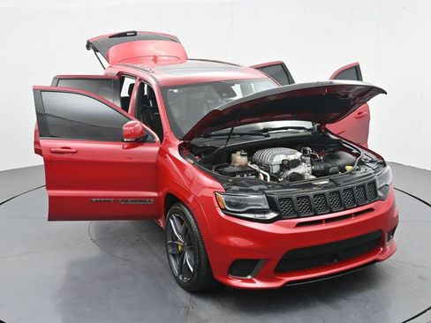Used 2019 Jeep Grand Cherokee Trackhawk w/ Trailer Tow Group IV AWD/4WD image 33