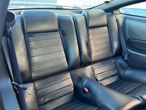 Used 2006 Ford Mustang GT image 15