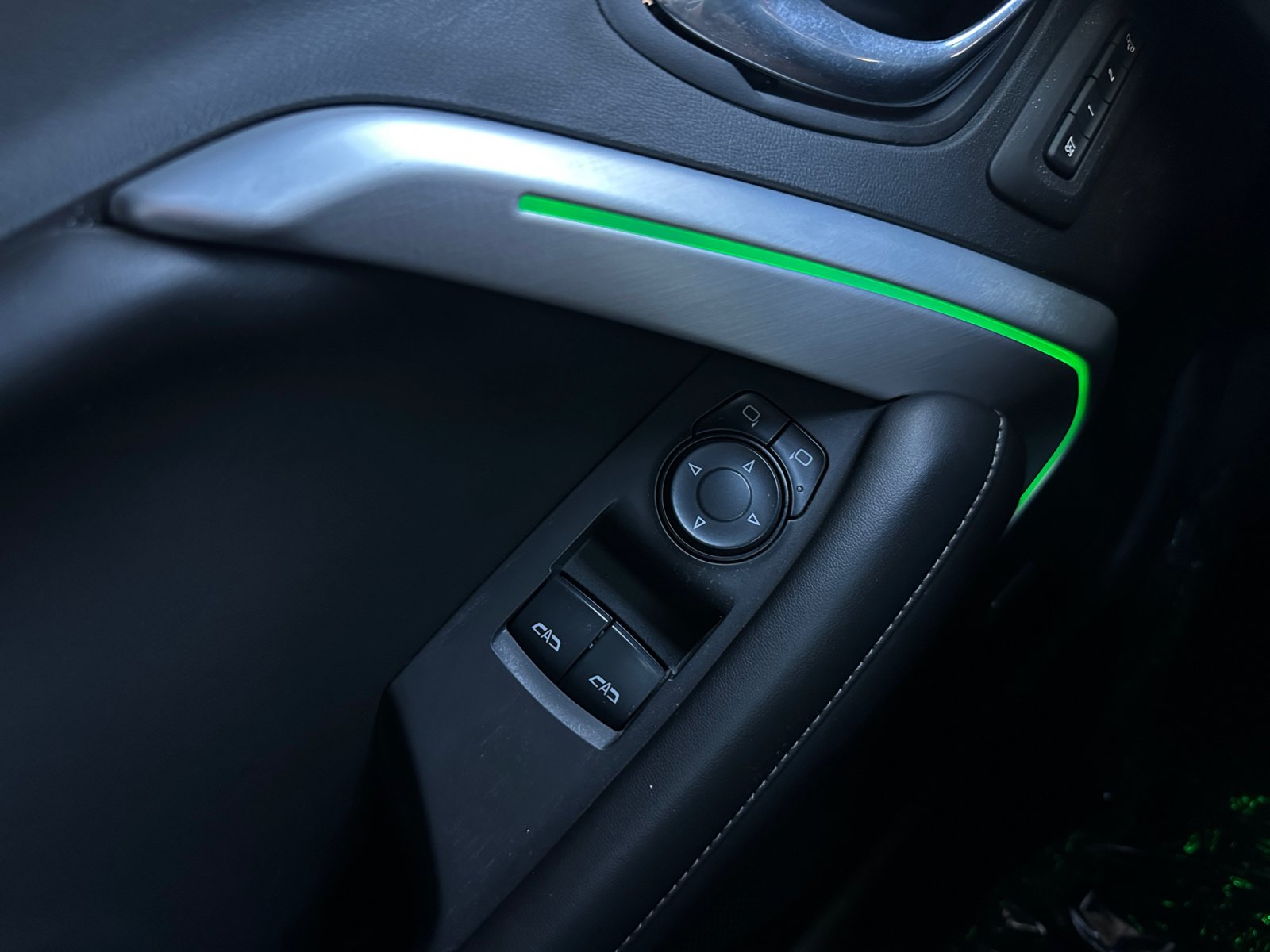 Used 2017 Chevrolet Camaro SS w/ LPO, Ground Effects Package RWD image 18