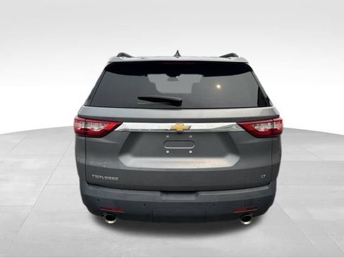 Used 2021 Chevrolet Traverse LT w/ LPO, Cargo Package FWD image 7