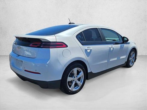 Used 2015 Chevrolet Volt Premium w/ Premium Trim Package FWD image 5