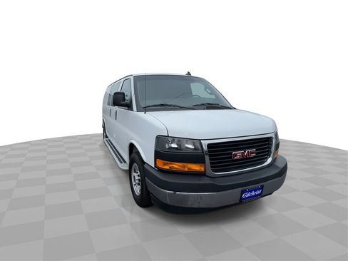 Used 2022 GMC Savana 2500 w/ Driver Convenience Package image 2