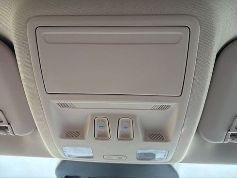 Used 2020 Ford Escape SEL image 38