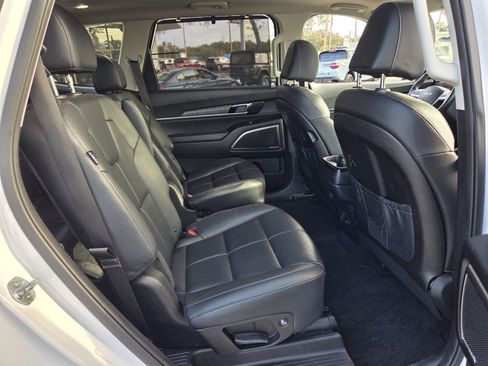 Used 2023 Kia Telluride SX image 16