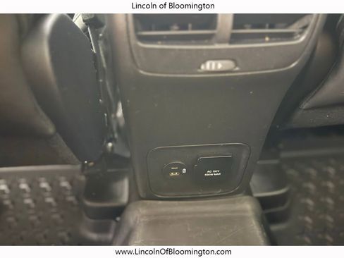 Used 2022 Ford Bronco Sport Badlands image 31