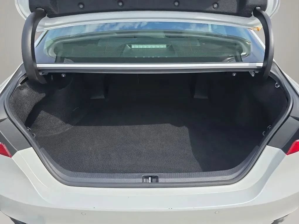 Used 2019 Toyota Camry XLE w/ Driver Assist Package FWD image 55