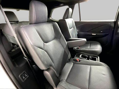 Certified 2024 Lexus TX 500h AWD w/ Technology Package image 19