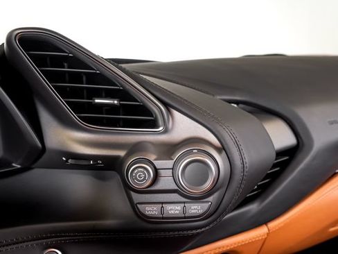 Certified 2018 Ferrari 488 GTB RWD image 43