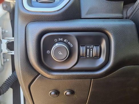 Used 2019 RAM 2500 Big Horn image 14